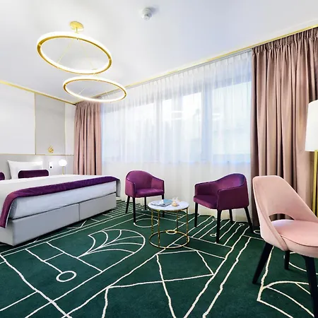 Ferreus Modern Art Deco Hotel Cracóvia