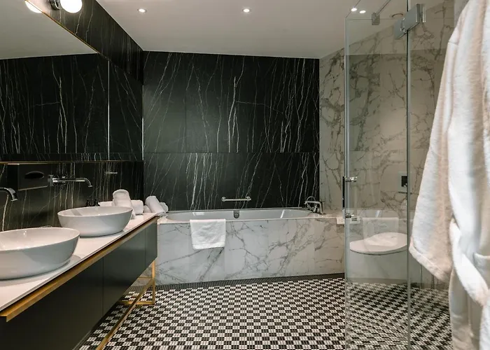 Hotel Ferreus Modern Art Deco