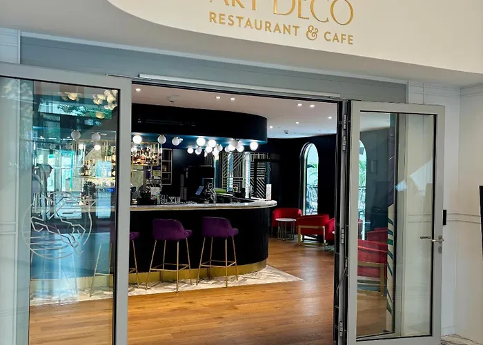 Ferreus Modern Art Deco