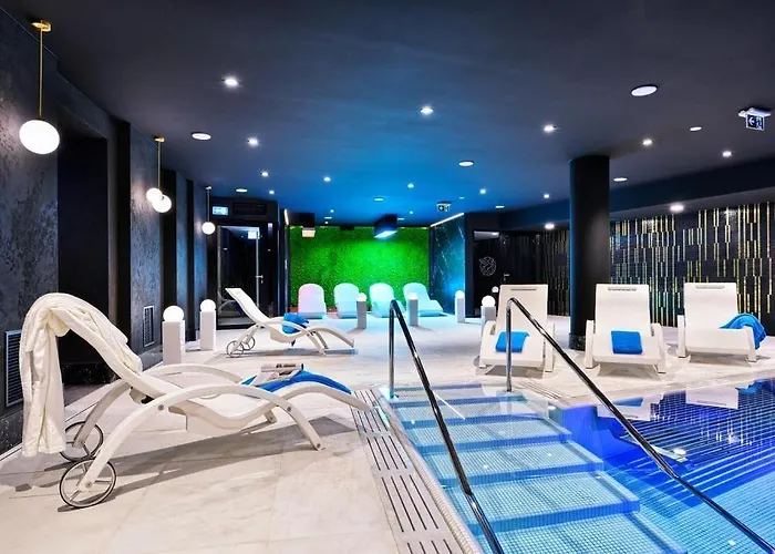 Ferreus Modern Art Deco Hotel Cracovia