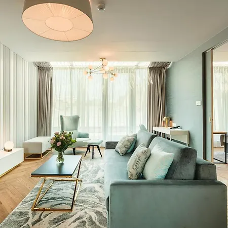 Ferreus Modern Art Deco