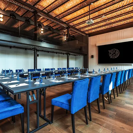 ホテル Ferreus Modern Art Deco 5*