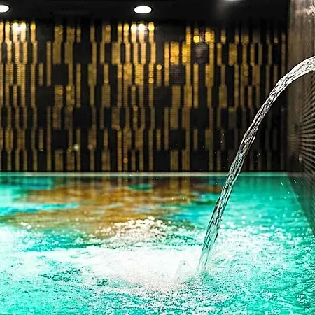 Ferreus Modern Art Deco Hotel Kraków