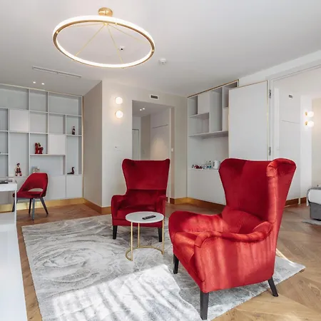 Ferreus Modern Art Deco Hotell 5*