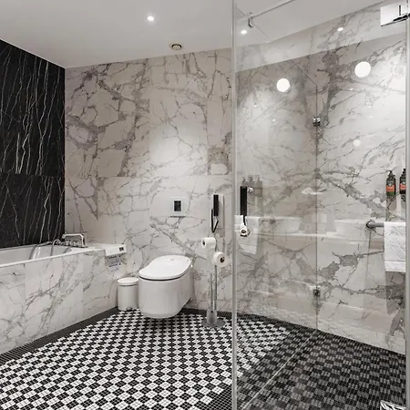 Ferreus Modern Art Deco Hotell 5*