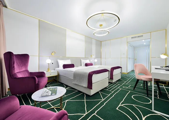 Ferreus Modern Art Deco 5*