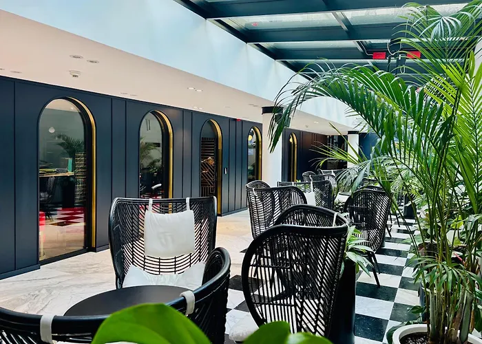 Hotel Ferreus Modern Art Deco 5*