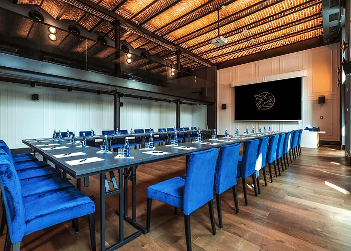 Hotel Ferreus Modern Art Deco 5*