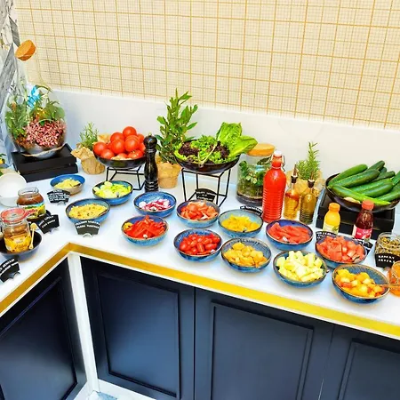 Ferreus Modern Art Deco 5*