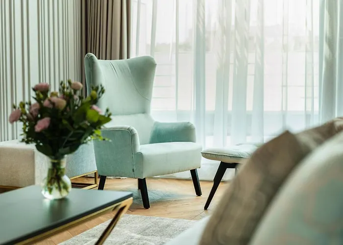 Ferreus Modern Art Deco